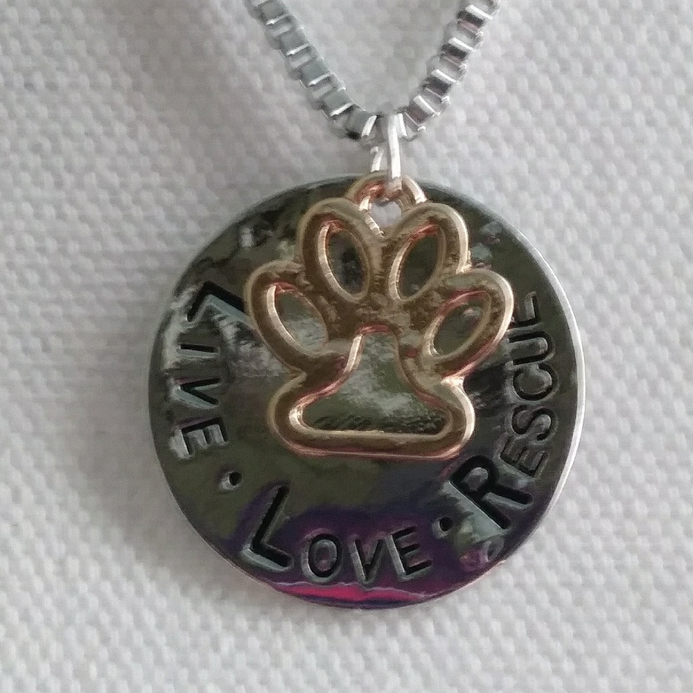 Paw necklace